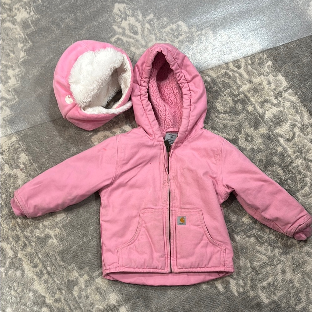 2T pick Carhartt coat and hat